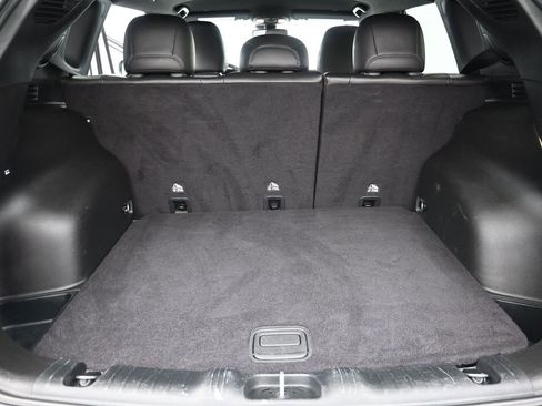 Used 2024 Jeep Compass Limited image 25