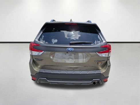 Certified 2023 Subaru Forester Wilderness AWD/4WD image 5
