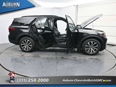 Used 2023 Ford Explorer ST-Line w/ Class IV Trailer Tow Package AWD/4WD image 39