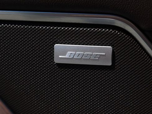 Used 2023 GMC Sierra 1500 SLT w/ SLT Premium Package AWD/4WD image 21