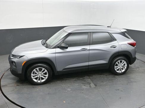 Used 2023 Chevrolet TrailBlazer LS FWD image 35