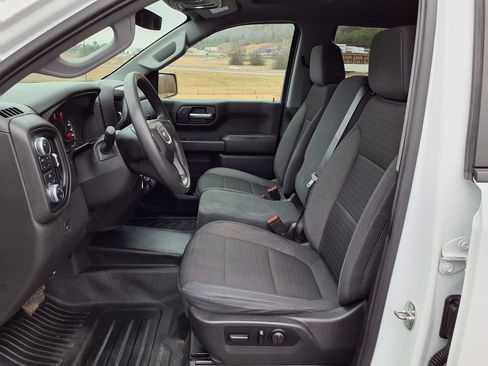 Used 2021 GMC Sierra 1500 4x4 Crew Cab w/ Sierra Value Package image 12