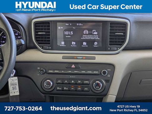 Used 2020 Kia Sportage LX w/ LX Popular Package image 19