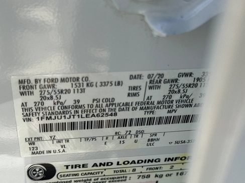 Used 2020 Ford Expedition XLT w/ Equipment Group 202A AWD/4WD image 30