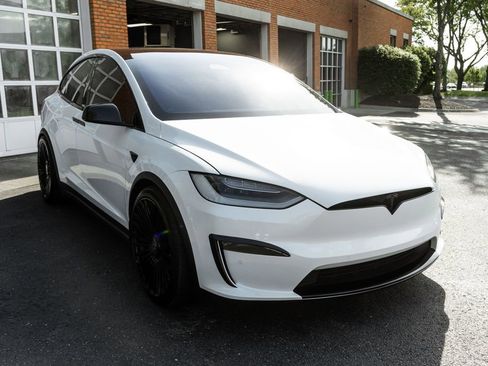 Used 2022 Tesla Model X Plaid AWD/4WD image 6