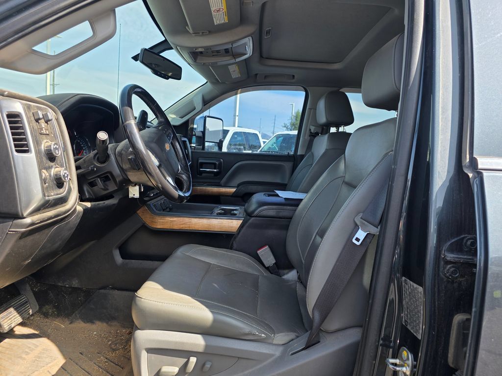 Used 2017 Chevrolet Silverado 3500 LTZ w/ Duramax Plus Package AWD/4WD image 4