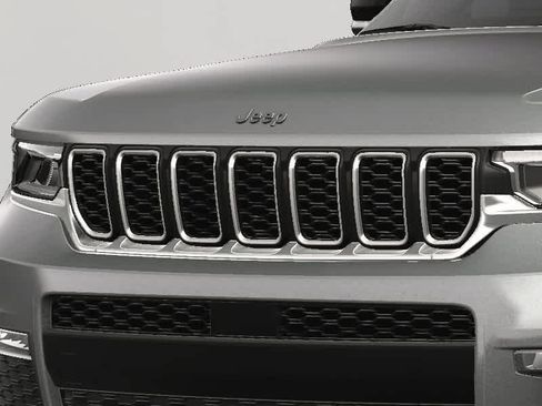 New 2025 Jeep Grand Cherokee L Limited image 14