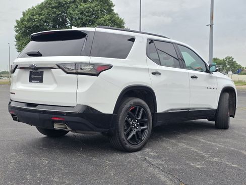 Used 2021 Chevrolet Traverse Premier w/ Redline Edition AWD/4WD image 18