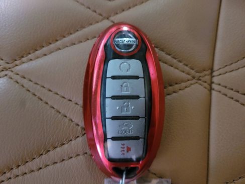 Used 2021 Nissan Sentra SV w/ SV Premium Package FWD image 31