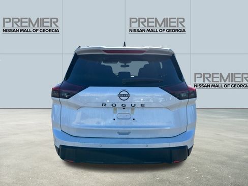 New 2026 Nissan Rogue SV FWD image 6