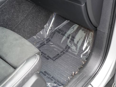 Used 2019 Volvo XC40 T5 R-Design image 78