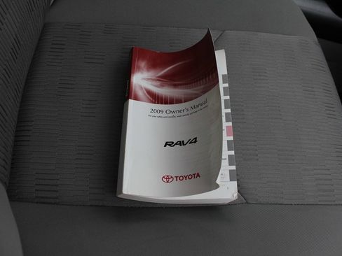 Used 2009 Toyota RAV4 4WD image 34