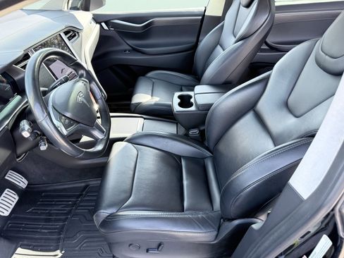 Used 2018 Tesla Model X P100D image 21