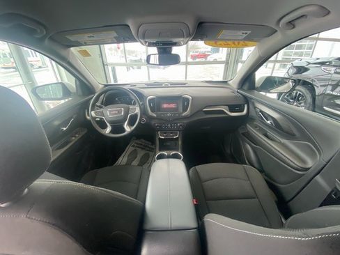 Certified 2023 GMC Terrain SLE w/ Driver Convenience Package image 15
