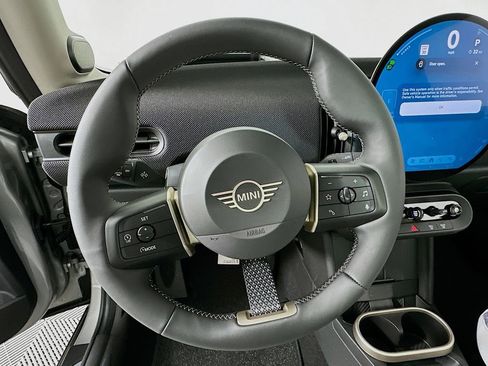 Certified 2025 MINI Cooper S image 10