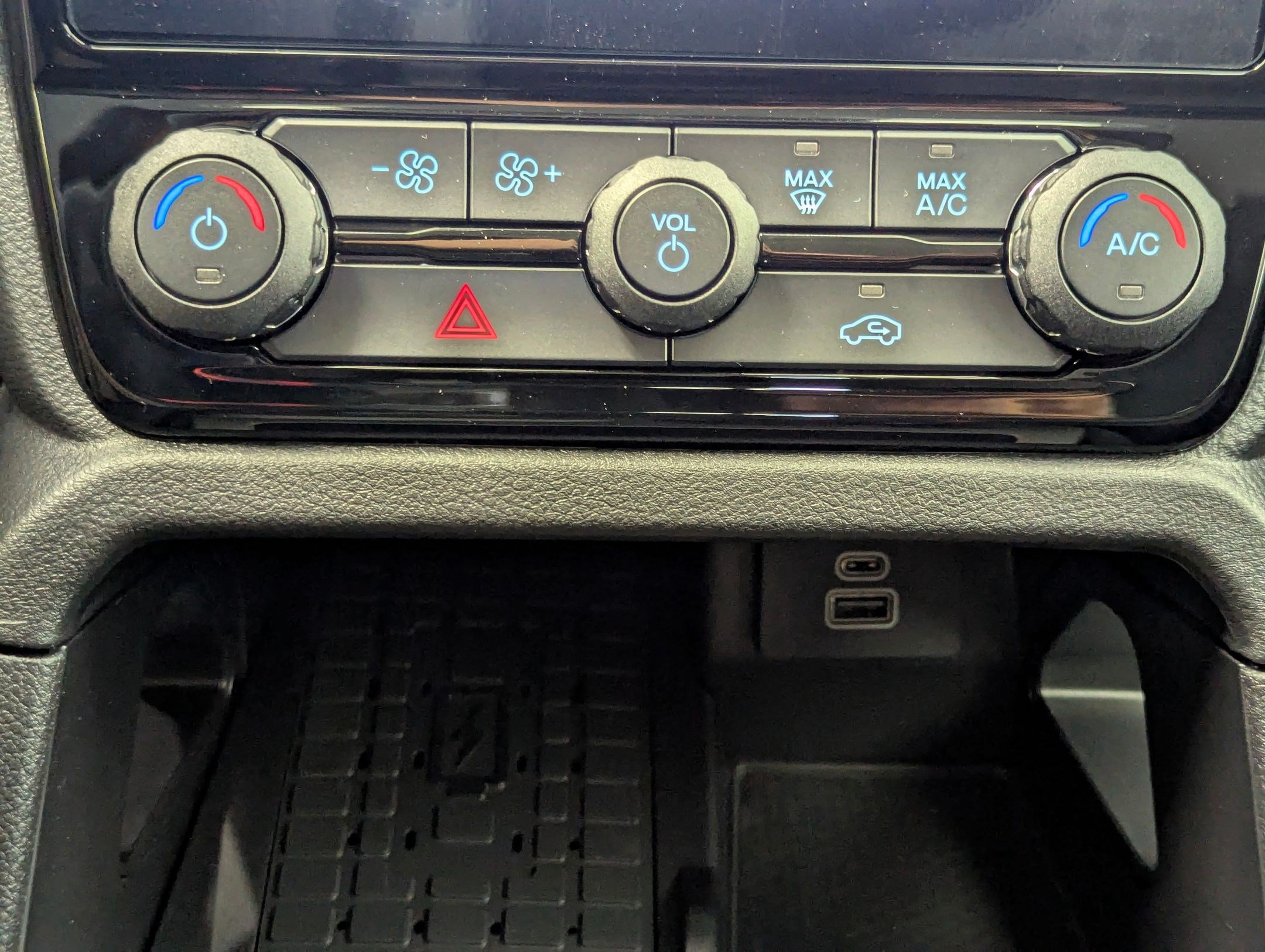 New 2026 Ford Ranger XLT w/ Equipment Group 301A High RWD image 19
