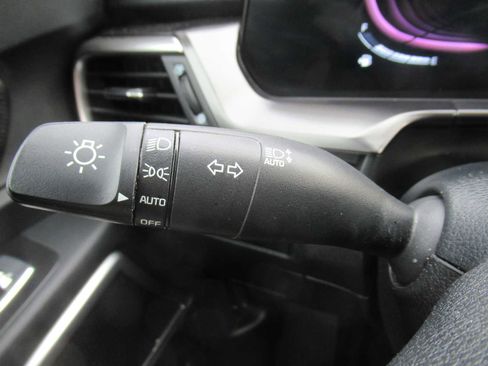 Used 2024 Kia Telluride LX image 23