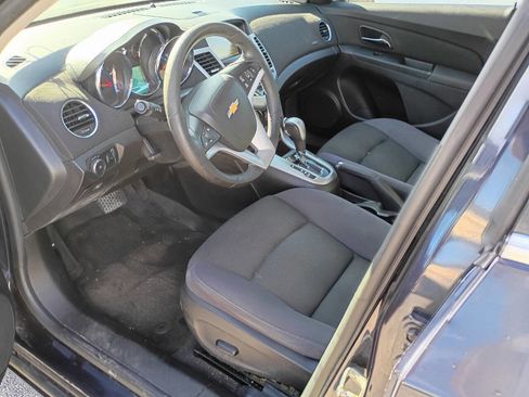 Used 2013 Chevrolet Cruze LT w/ Spring Special Edition image 3