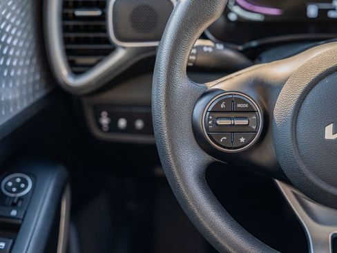 Used 2024 Kia Soul LX w/ Option Group 015 image 29