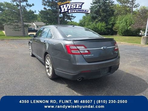 Used 2016 Ford Taurus Limited w/ Driver Assist Package AWD/4WD image 5