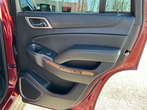 Used 2016 GMC Yukon Denali w/ Open Road Package image 32