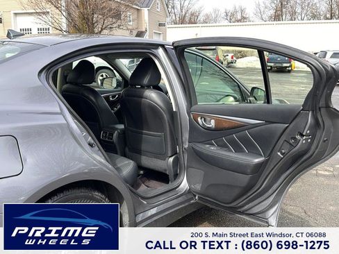 Used 2015 INFINITI Q50 Premium w/ Deluxe Touring Package image 14