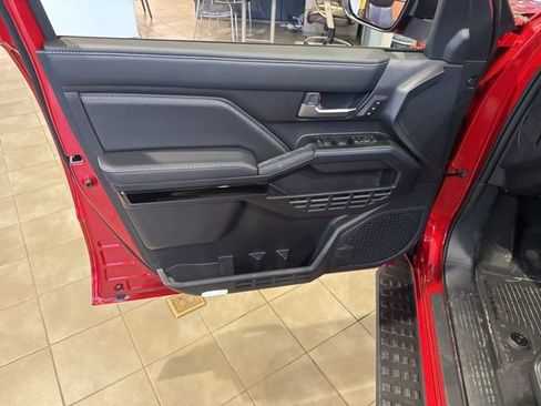 New 2025 Toyota 4Runner Limited image 11