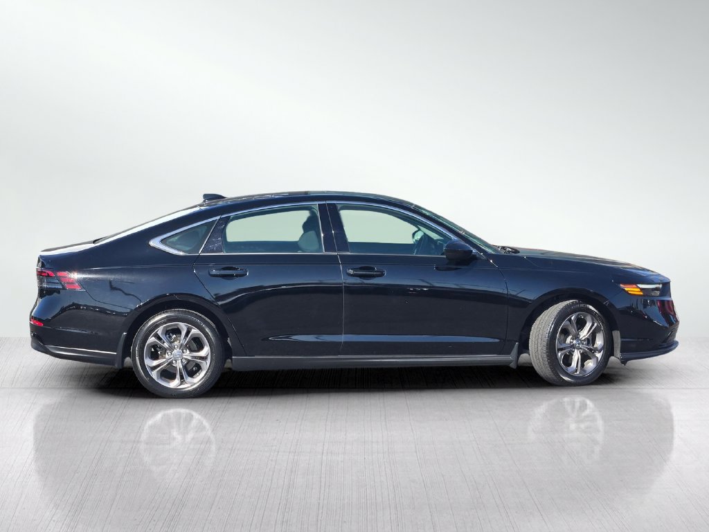 Used 2024 Honda Accord EX image 3