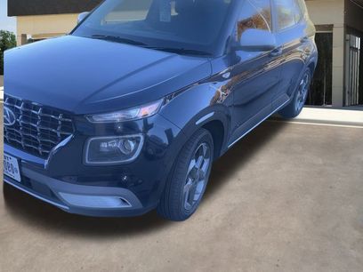 Used 2023 Hyundai Venue Limited