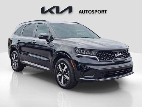 Certified 2023 Kia Sorento S w/ Panoramic Sunroof Package image 5