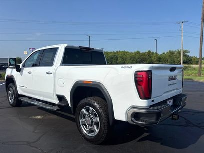 New 2026 GMC Sierra 2500 SLT w/ SLT Premium Package