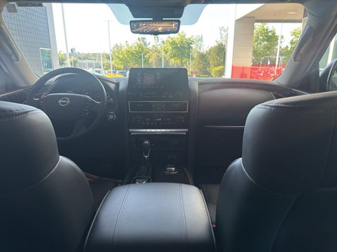 Certified 2024 Nissan Armada Platinum w/ Captain's Chairs Package AWD/4WD image 21
