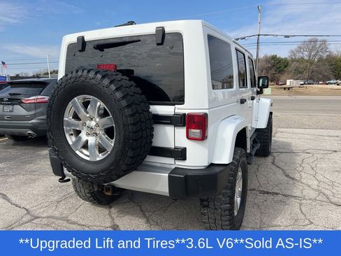 Used 2013 Jeep Wrangler Unlimited Sahara w/ Dual Top Group AWD/4WD image 11