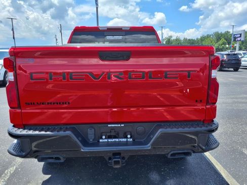 Used 2024 Chevrolet Silverado 1500 LT Trail Boss w/ Convenience Package II image 4