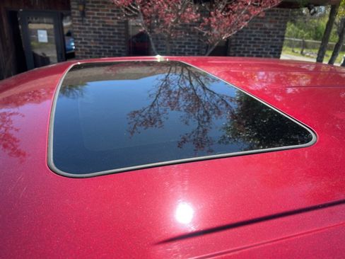 Used 2018 RAM 1500 Laramie w/ Convenience Group image 7