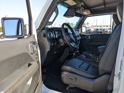 New 2026 Jeep Wrangler Sahara image 40