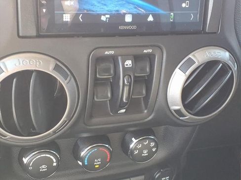 Used 2017 Jeep Wrangler Unlimited Sport w/ Quick Order Package 24S image 17