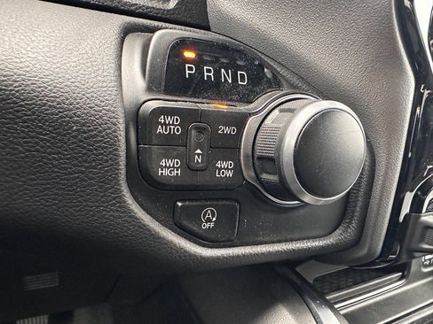 Used 2024 RAM 1500 Big Horn image 25