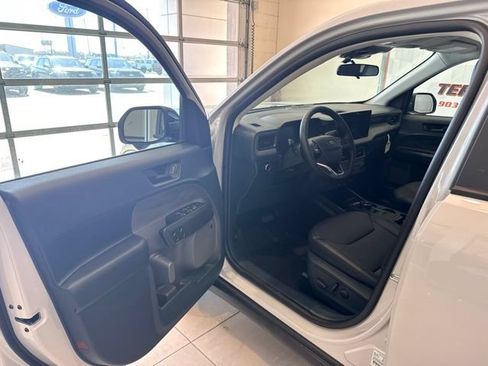 New 2026 Ford Maverick Lariat w/ Black Appearance Package AWD/4WD image 11