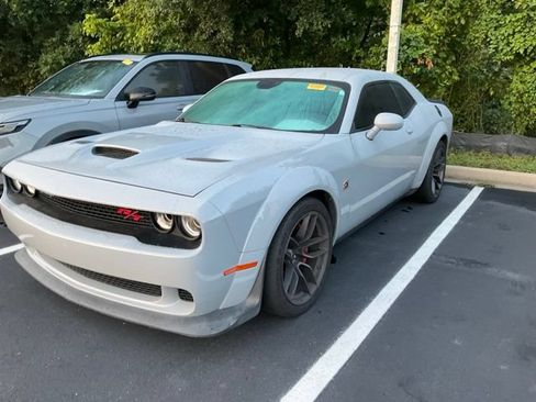 Used 2021 Dodge Challenger R/T Scat Pack RWD image 10