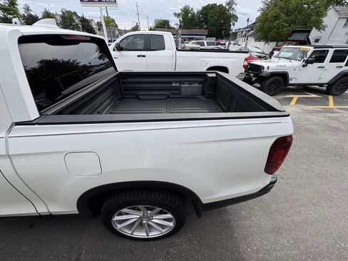 Used 2019 Honda Ridgeline Sport image 39