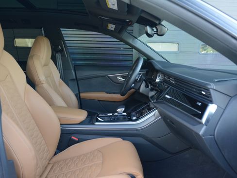 Used 2023 Audi RS Q8 AWD/4WD image 28