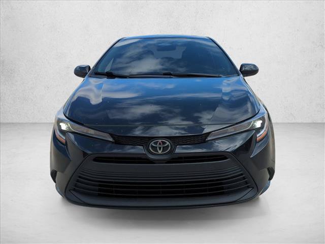 Used 2025 Toyota Corolla LE FWD image 2