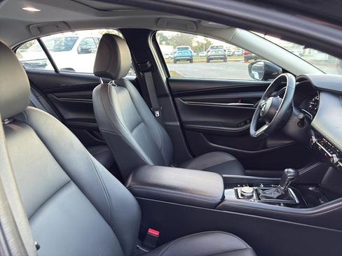 Used 2025 MAZDA MAZDA3 s image 9
