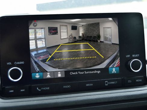 Used 2025 Honda Accord SE image 9