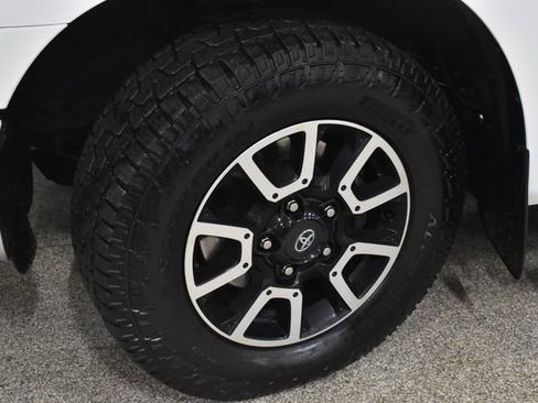 Used 2008 Toyota Tundra Base image 11