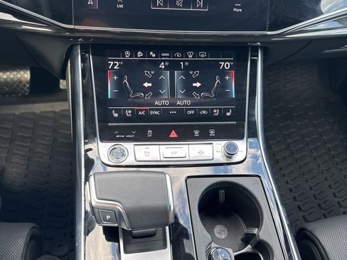 Used 2025 Audi Q7 3.0T Prestige w/ Prestige Package image 12