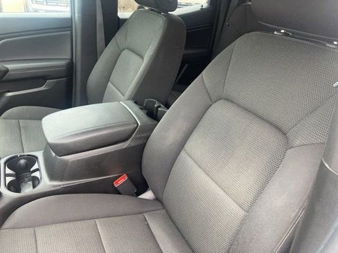 Used 2023 Chevrolet Colorado LT w/ LT Convenience Package II AWD/4WD image 14