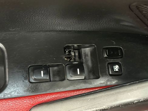 Used 2013 Hyundai Veloster RE:MIX Edition image 22