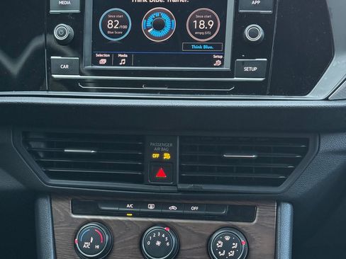 Used 2019 Volkswagen Jetta S w/ Driver Assistance Package image 20